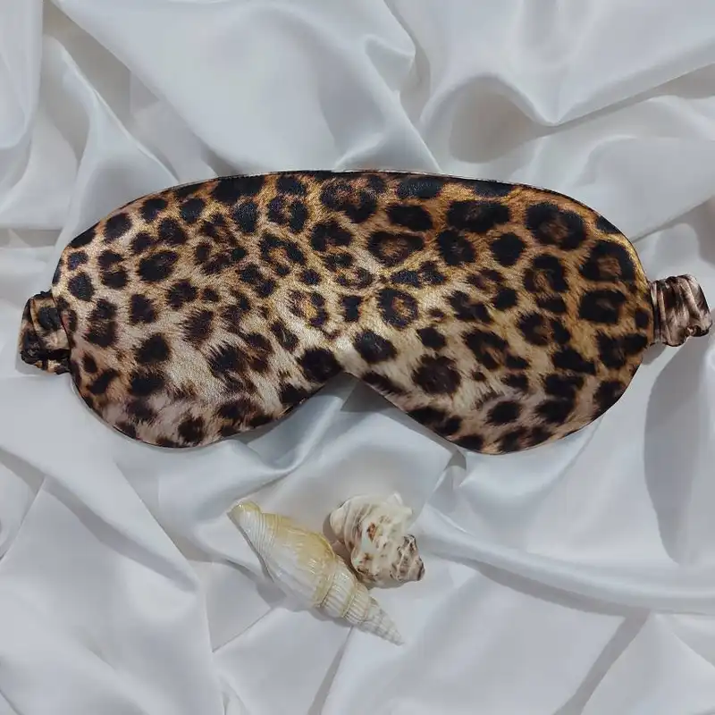 چشم بند خواب مدل ساتن ابريشم طرح پلنگي