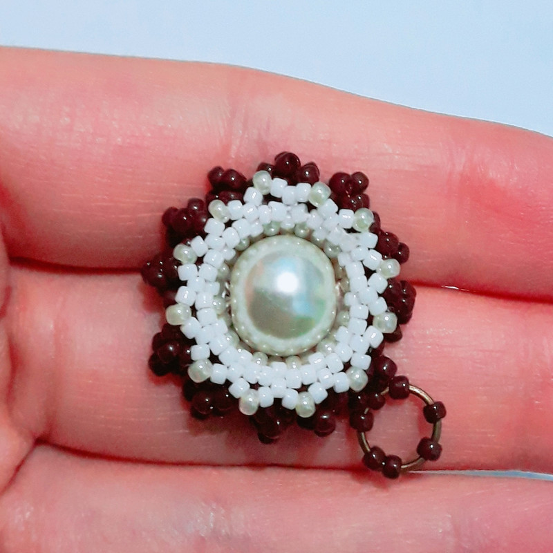 آویز دخترانه طرح گل دیزی