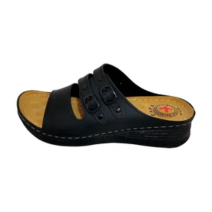 دمپایی زنانه پاپا مدل طبی M10