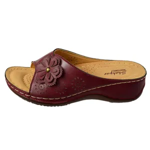 دمپایی زنانه شهپر مدل ساناز کد ZRSH.4261