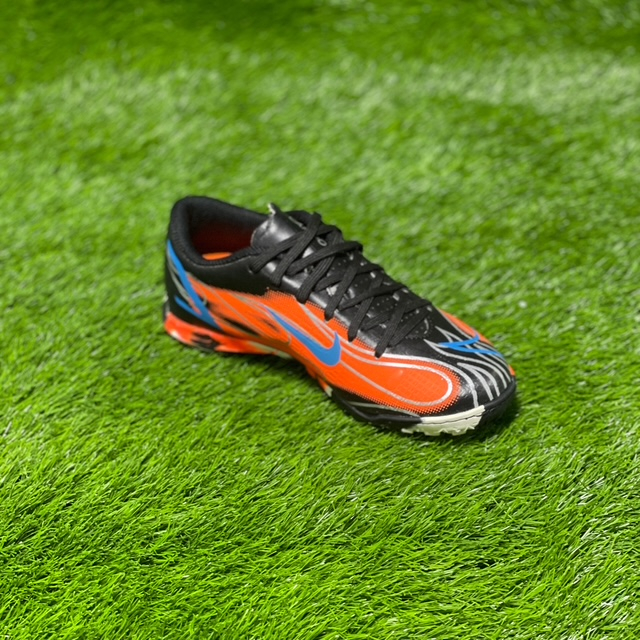 کفش فوتبال  مدل استوک ریز N-MERCURIAL25