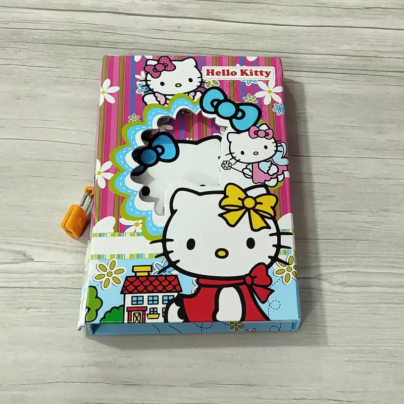 دفترچه خاطرات پیکسل مدل قفل دار طرح کیتی کد 0111