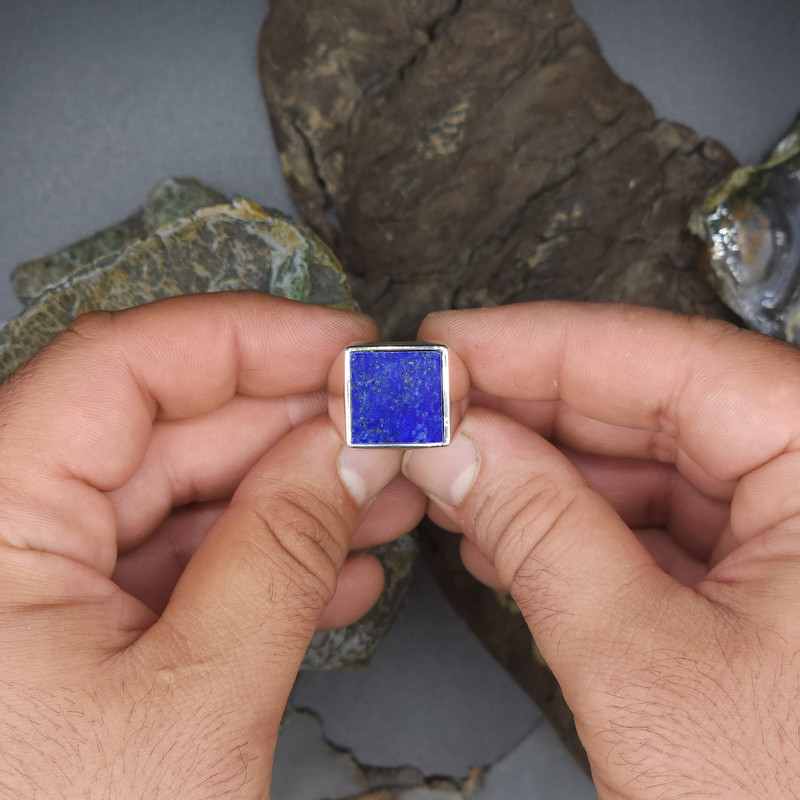 انگشتر نقره مردانه دلی جم مدل مربع با سنگ لاجورد طبیعی