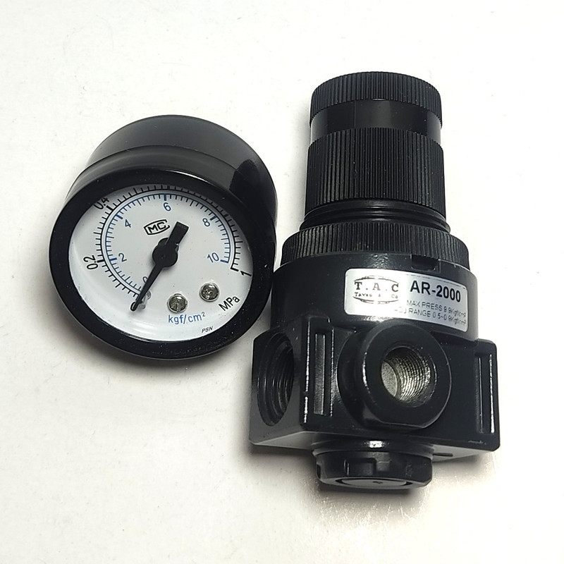 رگولاتور پنوماتیک تی ای سی مدل AR-2000-1/4