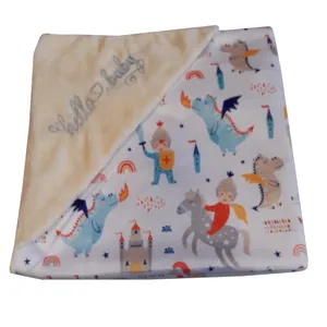 پتو نوزادی مدل دورپیچ طرح hello baby کد 10 سایز 80x80 سانتی متر