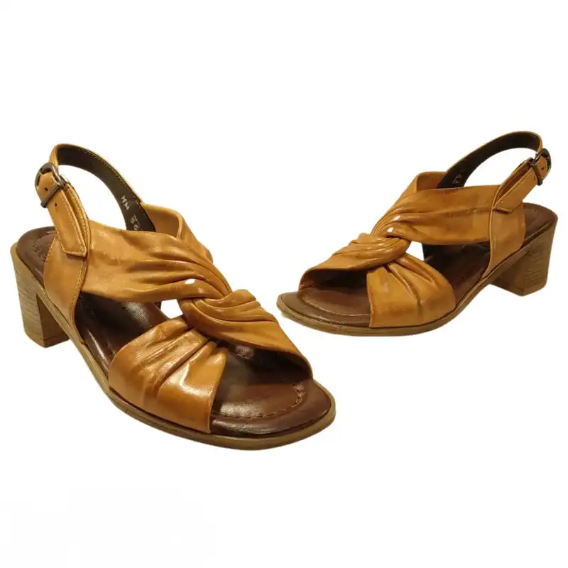 صندل زنانه مدل چرم طبیعی کد 630.1