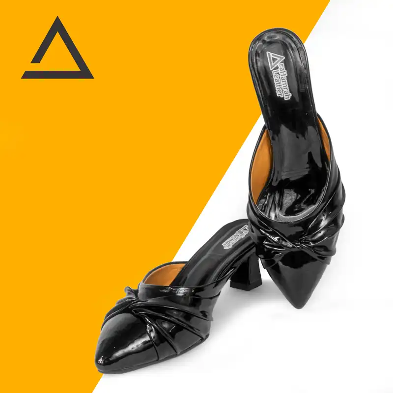 صندل زنانه چرم آراهمراه مدل ARASA04