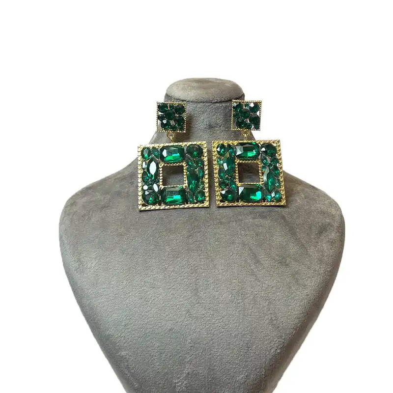 گوشواره زنانه مدل مربعی
