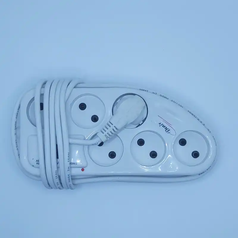 محافظ ولتاژ دنیز مدل D3M