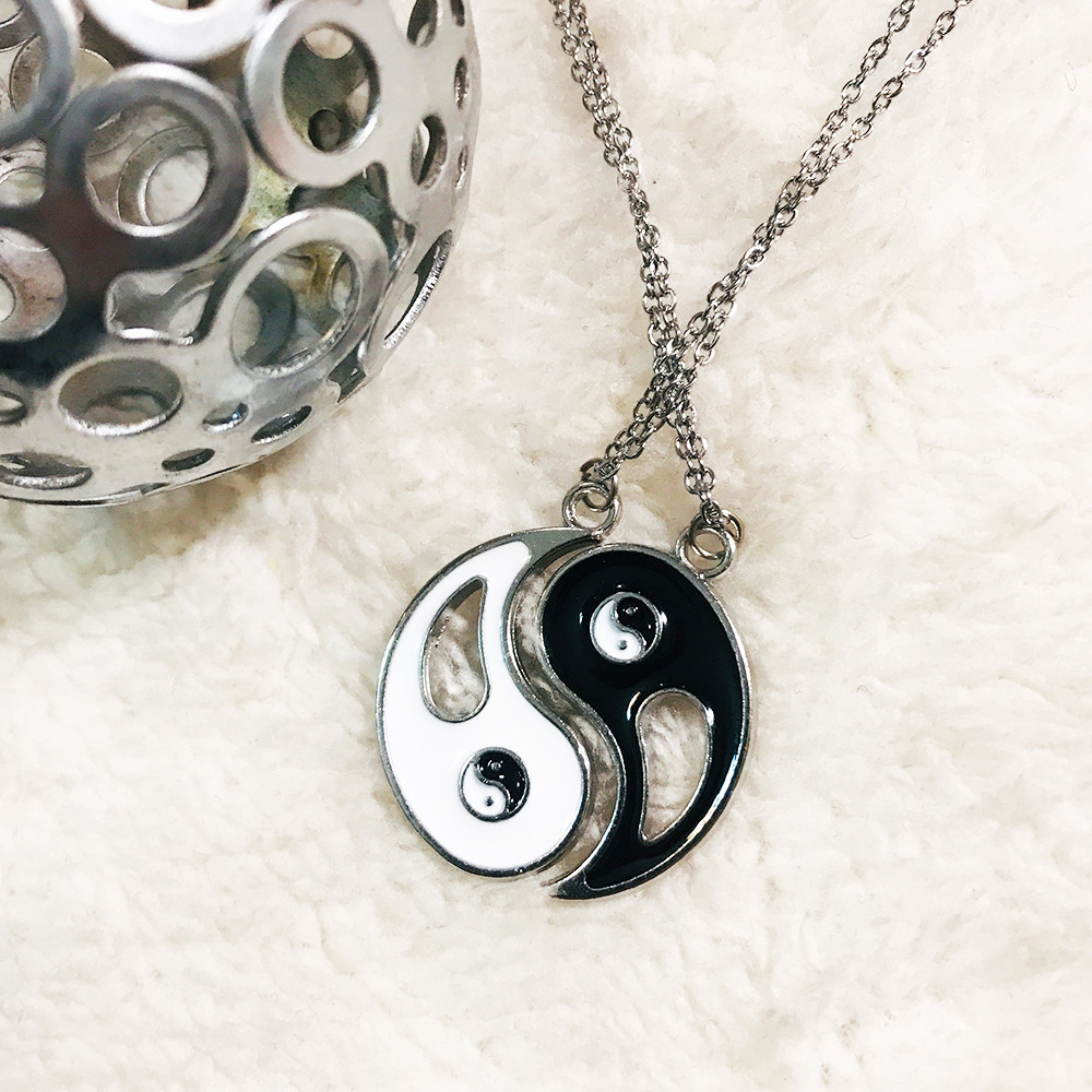 گردنبند مدل کارما یین و یانگ مجموعه دو عددی