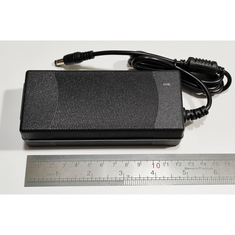 آداپتور 18 ولت 3 آمپر لکسوس کد real_3.2a