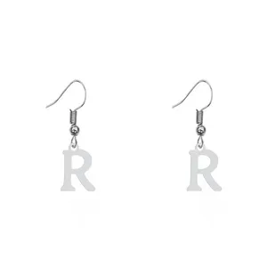 گوشواره زنانه هایکا طرح حرف R مدل ha-299