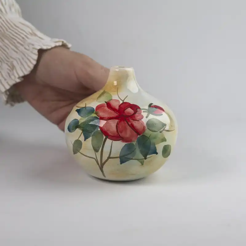 گلدان سفالی طرح نقاشی مدل سیب کد T-1