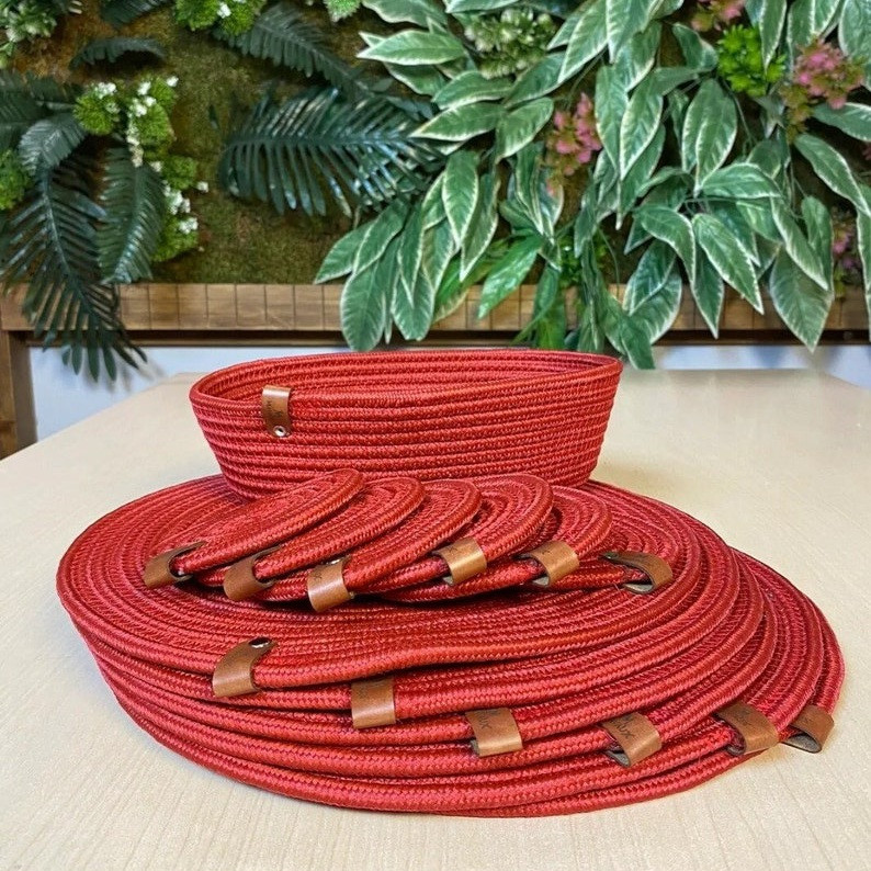 زیر بشقابی مدل p13 به همراه زیر لیوانی و سبد نان مجموعه 13 عددی