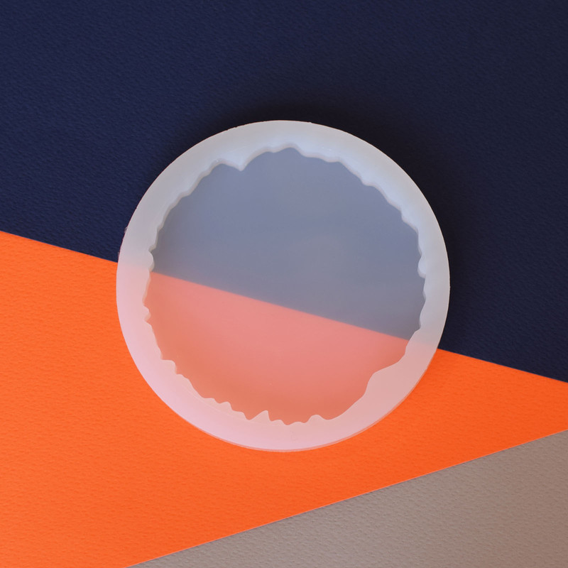 قالب رزین مدل زیرلیوانی طرح ژئود