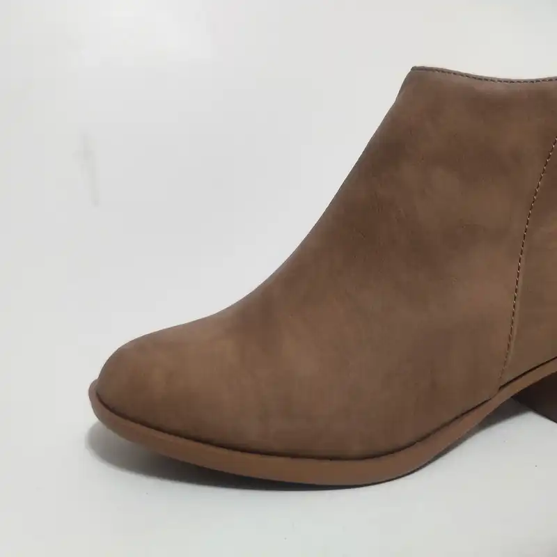 نیم بوت زنانه جاست فاب مدل ساده 332