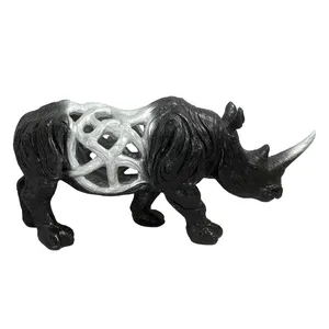 مجسمه مدل کرگدن