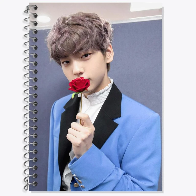 دفتر زبان 50 برگ خندالو مدل سه خط طرح سوبین گروه تی اکس تی TXT کد 20041