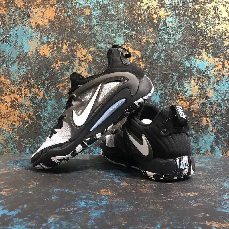 کفش بسکتبال مدل   KD15 BKWH-100067001