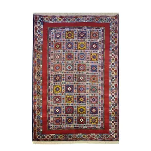 فرش دستباف چهار و نیم متری طرح خشتی مدل AA180