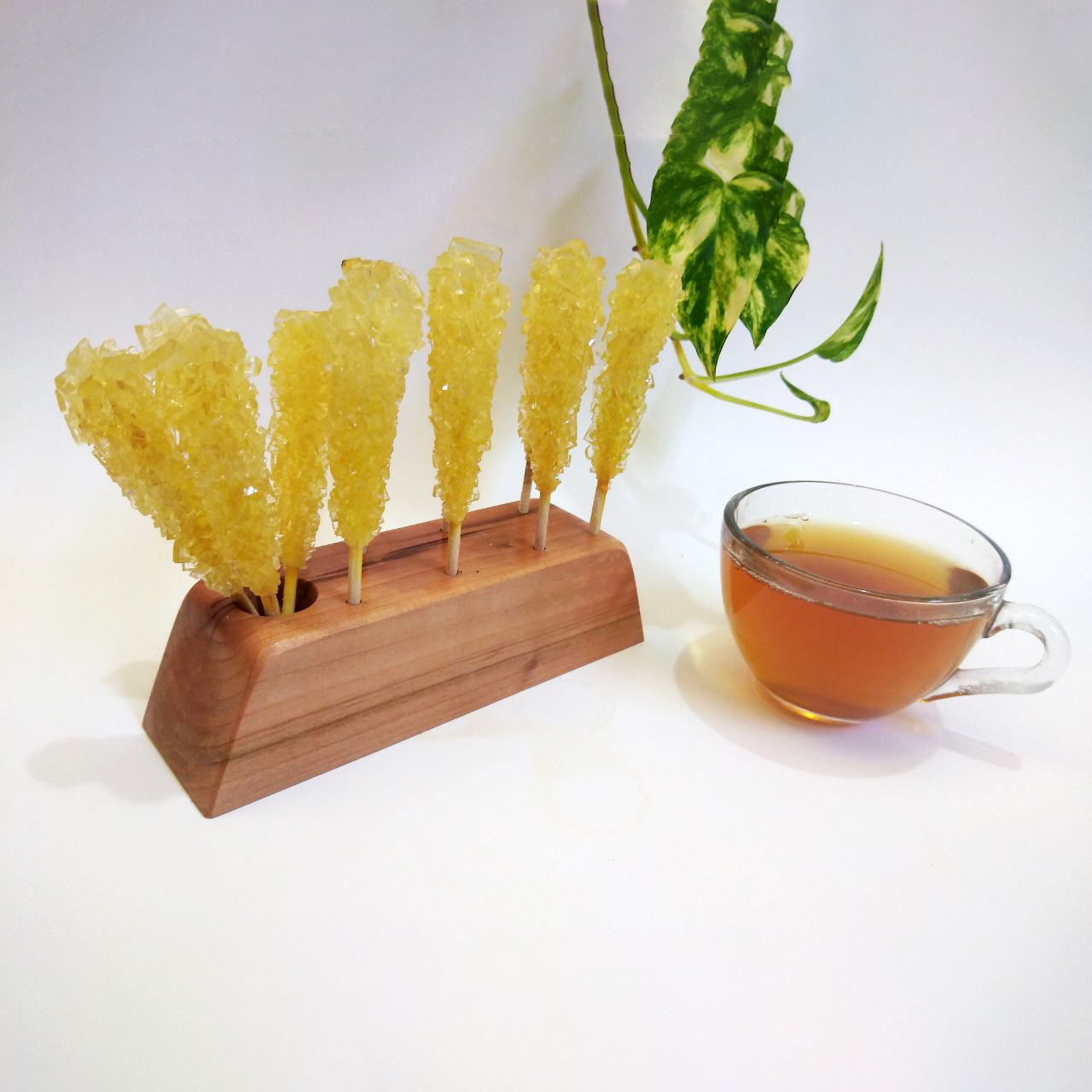 جا نباتی مدل چوبی R18