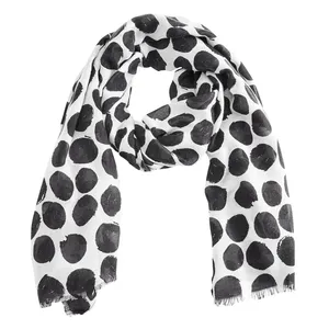 شال زنانه اس.اولیور مدل 39.709.91.5046