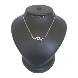 گردنبند نقره زنانه ترمه ۱ مدل قلب و ضربان کد smed 1067