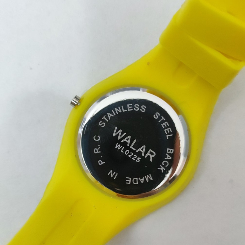 ساعت مچی دیجیتال دخترانه والار مدل Mi1 ساعت مچی دیجیتال دخترانه والار مدل Mi1