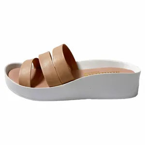 دمپایی زنانه شهپر مدل P1-raha105-DPK