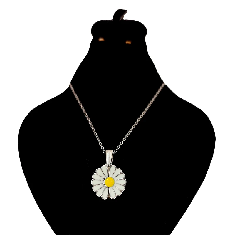 گردنبند زنانه مدل  گل بابونه بازشونده