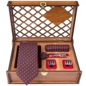 ست کراوات و دستمال جیب و دکمه سردست و گل کت مردانه جیان فرانکو روسی مدل GF-F962-BE-BOX