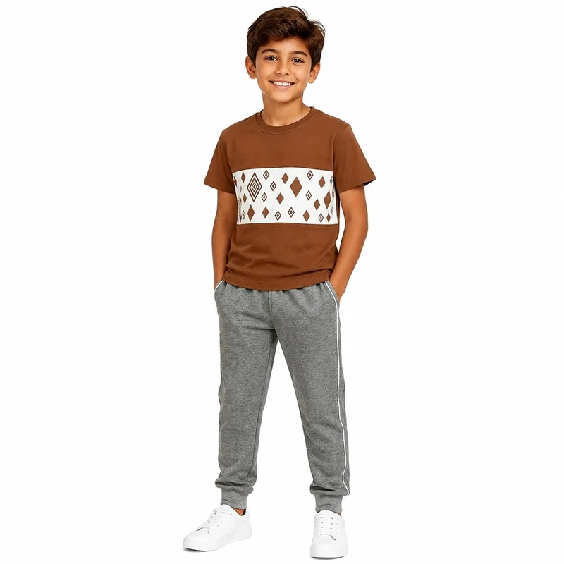ست تی‌شرت آستین کوتاه و شلوار راحتی پسرانه مدل new collection