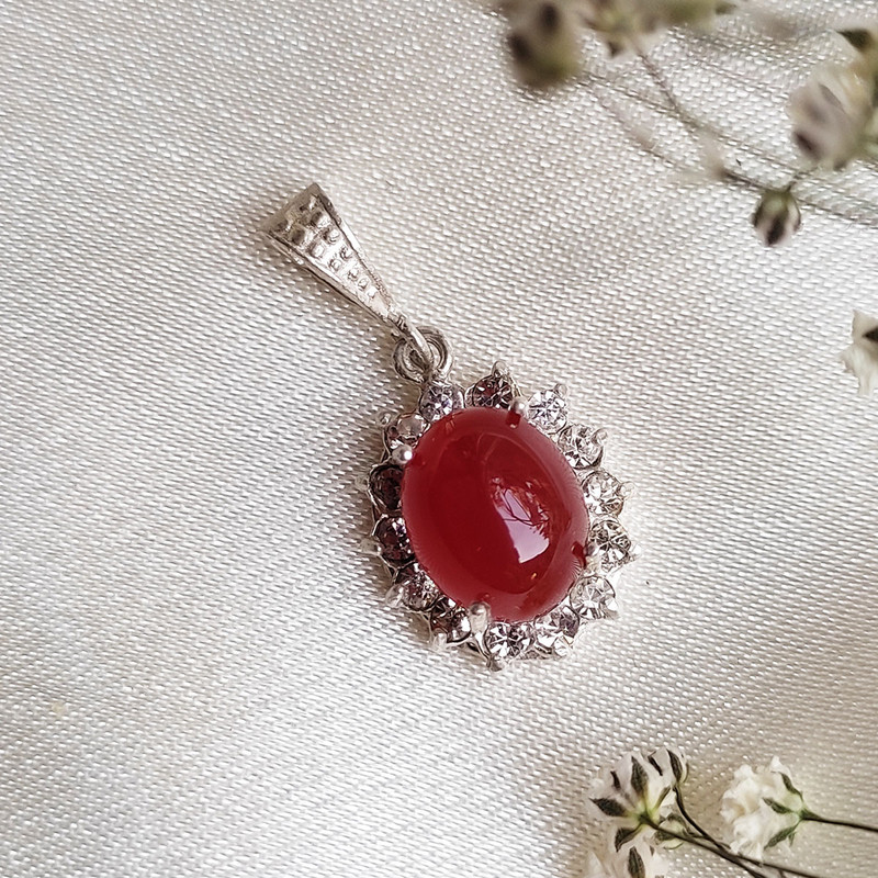 آویز گردنبند نقره زنانه سلین کالا مدل عقیق ce-p-aghigh آویز گردنبند نقره زنانه سلین کالا مدل عقیق ce-p-aghigh