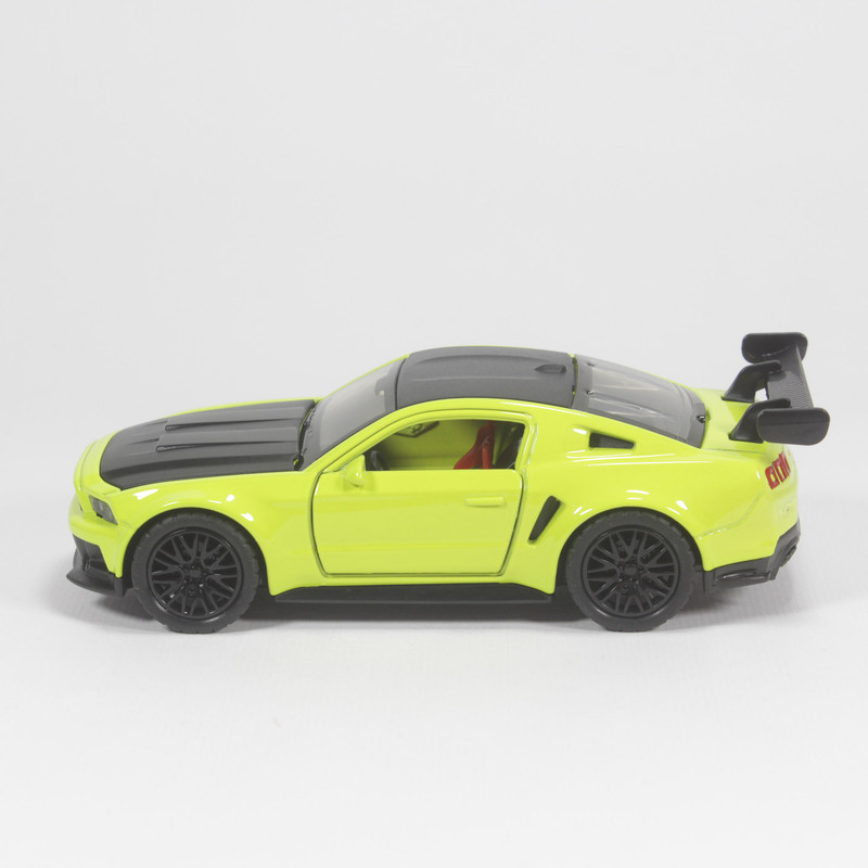 ماشین بازی مدل فورد موستانگ کد 0553