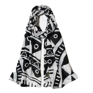 شال زنانه مدل نخی چهار فصل کد sar-1537