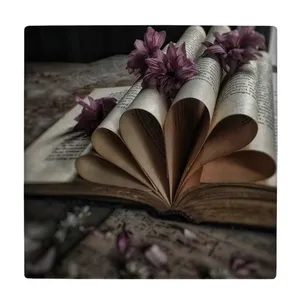 زیر لیوانی طرح گل ها لای کتاب کد    4016544_2380