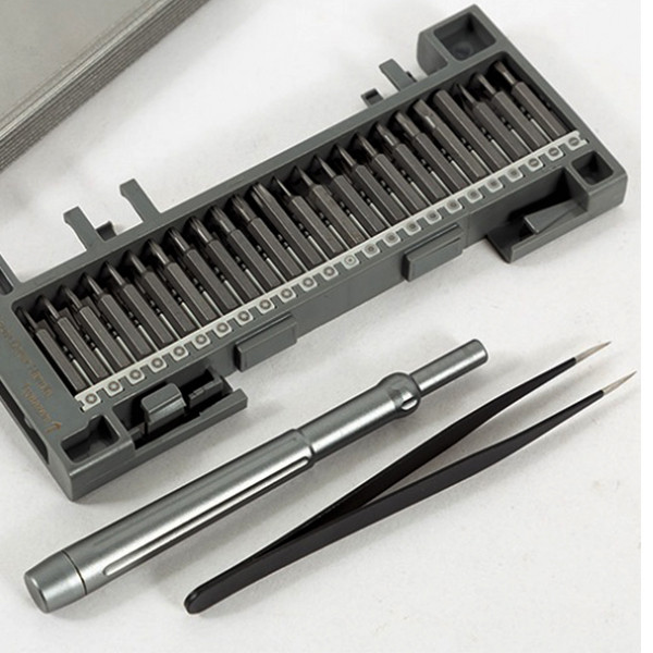 پیچ گوشتی شارژی بلولوری مدل 42 مجموعه 42 عددی پیچ گوشتی شارژی بلولوری مدل 42 مجموعه 42 عددی