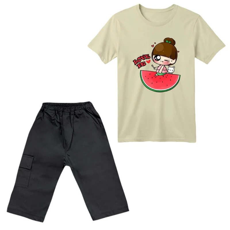 ست تی‌شرت آستین کوتاه و شلوارک دخترانه مدل دخترک یلدایی کد 18