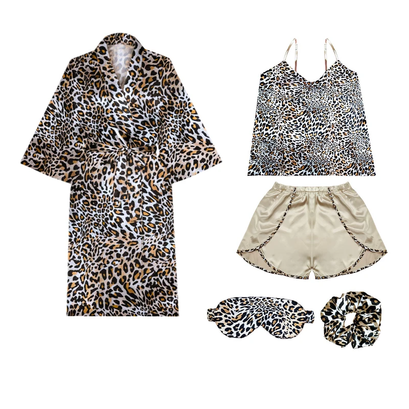 لباس خواب زنانه مدل  ساتن ابریشم پلنگی کد 667010 به همراه چشم بند و کش مو