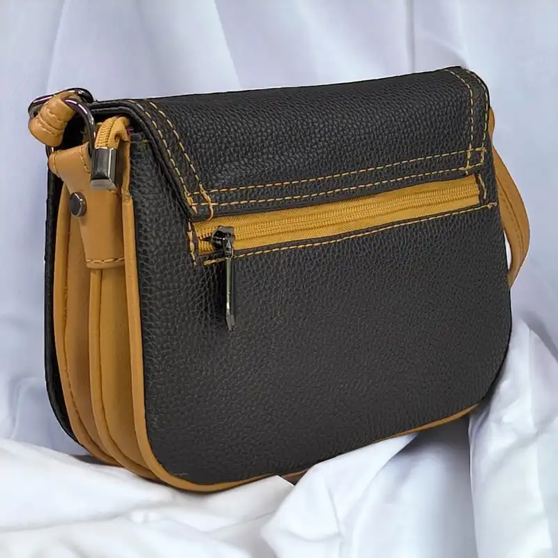 کیف دوشی زنانه مدل Bs09