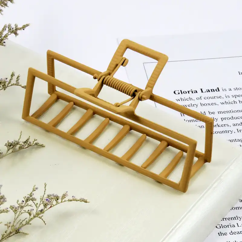 کلیپس مو زنانه مدل فلزی مات کد G_Lnd_1471