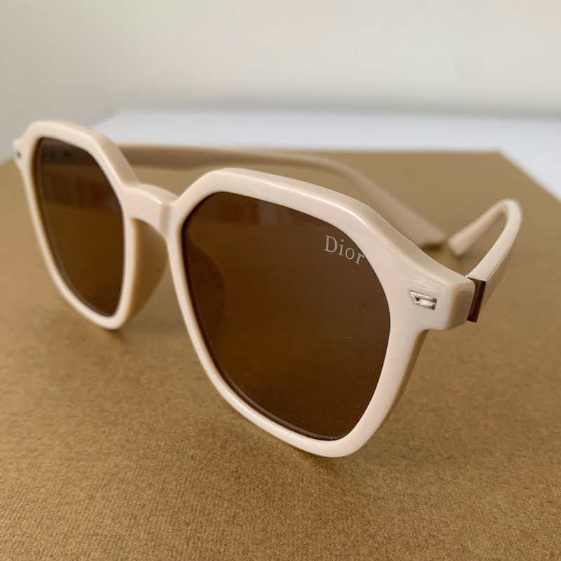 عینک آفتابی  زنانه مدل 19624