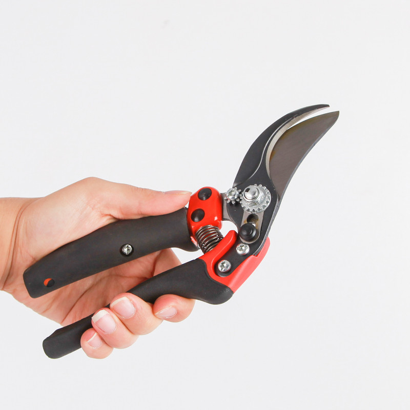 قیچی باغبانی باهکو مدل PXR-M3 قیچی باغبانی باهکو مدل PXR-M3