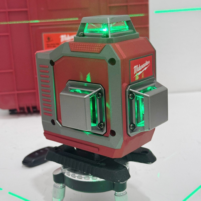 تراز لیزری دیجیتالی میلواکی مدل kll -2533-13