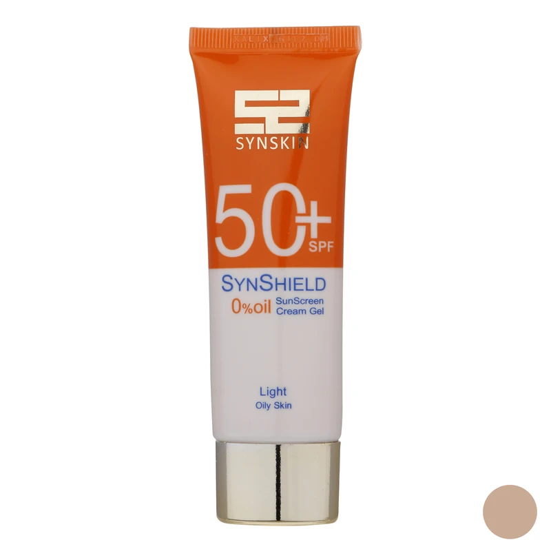 کرم ضد آفتاب رنگی ساین اسکین، SPF 50، مدل Syn Shield، مناسب پوستهای آکنهدار و چرب با حجم 50 میلیلیتر، ضد آب، مرطوبکننده، محافظتکننده در برابر اشعههای UVA و UVB، ضد لک و پیری، ویتامینهای C و E، با ماندگاری 2 ساعته