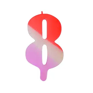 شمع تولد مدل پرچمی عدد 8