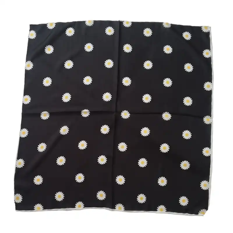 روسری زنانه مدل بابونه کد 1