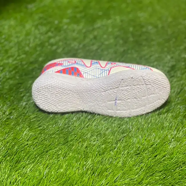 کفش فوتسال پسرانه مدل سالنی NI0030