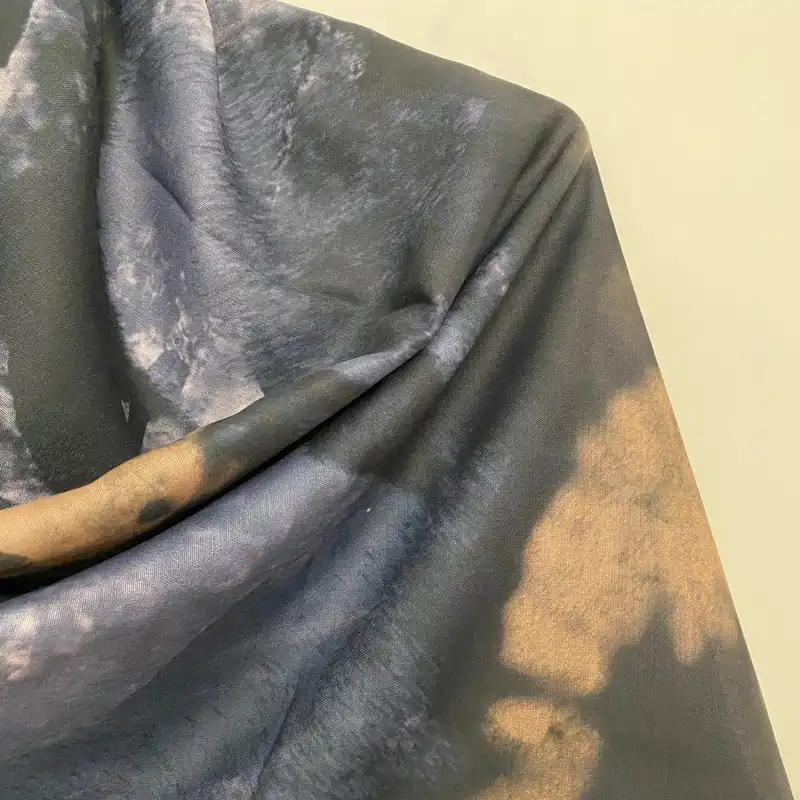 روسری زنانه مدل نخی چهارفصل قواره بزرگ کد 1621