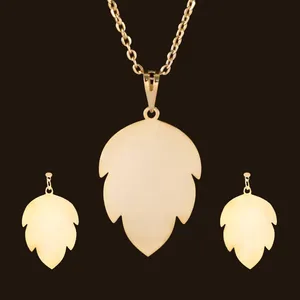 نیم ست طلا 18 عیار زنانه آمانژ مدل برگ کد D10179